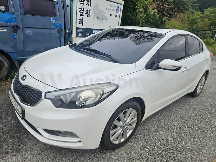 2014 Kia K3 — VIN KNAFK412BEA178995
