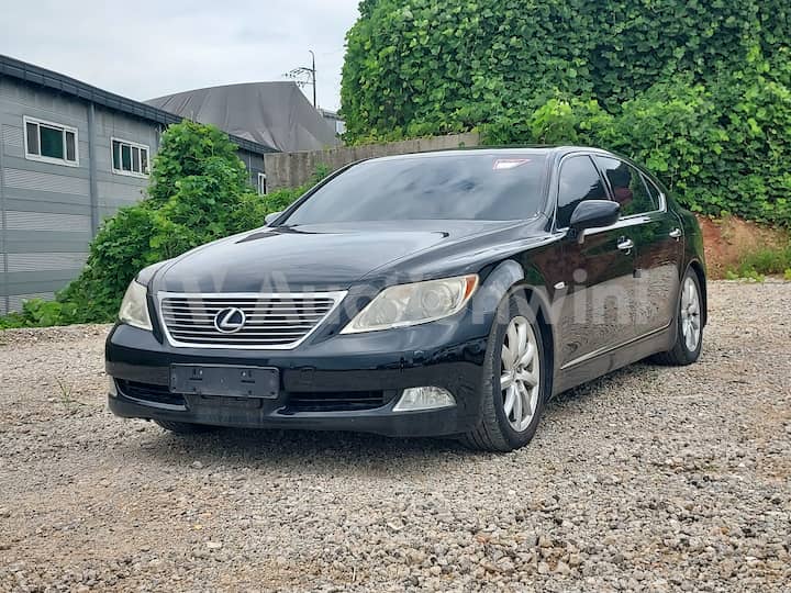 2008 Lexus LS460