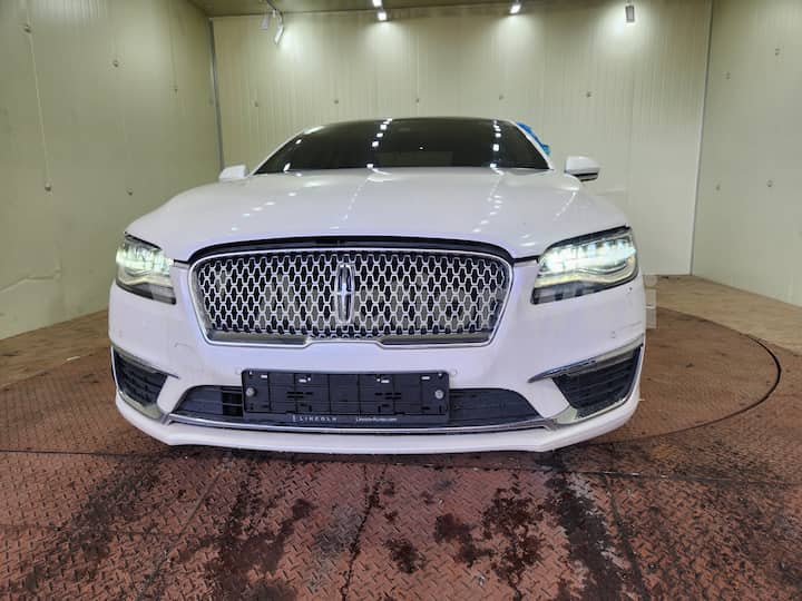 2017 Lincoln MKZ — VIN 3LN6L5E9XHR637488