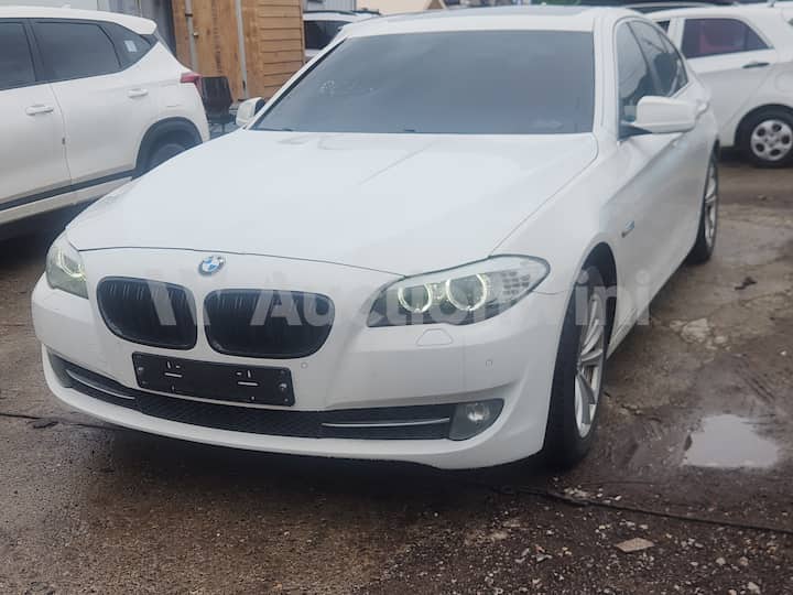 2013 BMW 5 Series — VIN WBAFW1107DDY58719