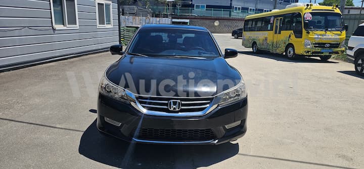 2013 Honda Accord — VIN 1HGCR3680DA510458