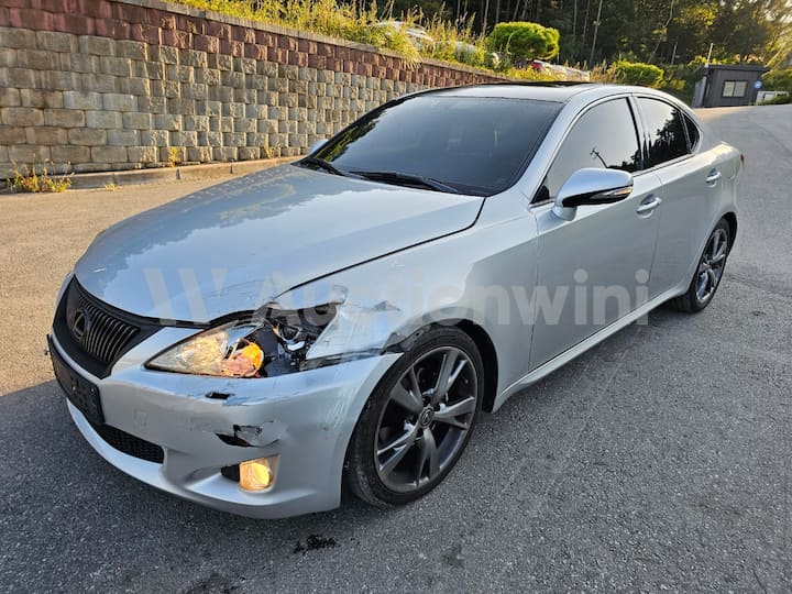2009 Lexus IS 250 — VIN JTHBK262295092332