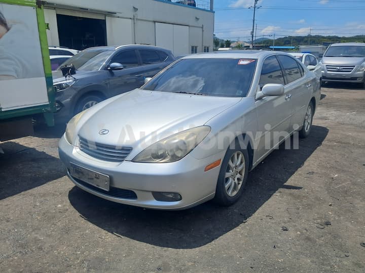 2004 Lexus ES 330