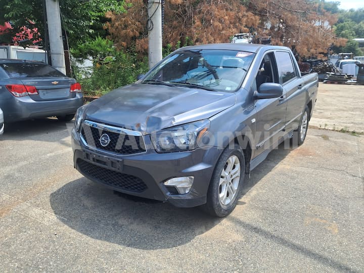 2013 KGM (Ssangyong) Korando Sports