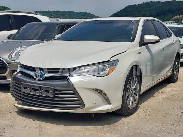 2017 Toyota Camry Hybrid