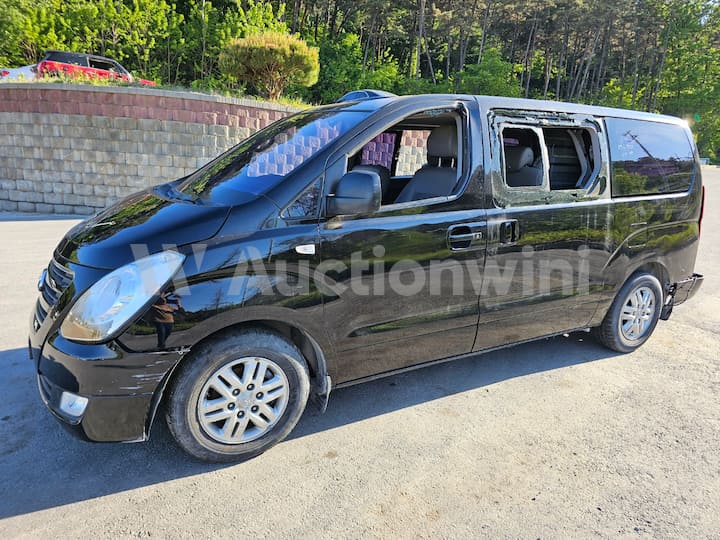 2016 Hyundai Grand Starex — VIN KMFWBX7KBGU794616