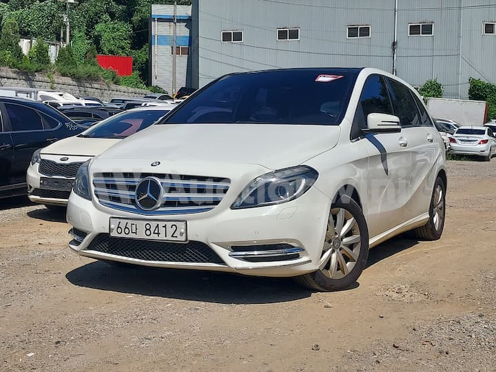 2015 Mercedes Benz B Class — VIN WDDMH0BB9FN103704