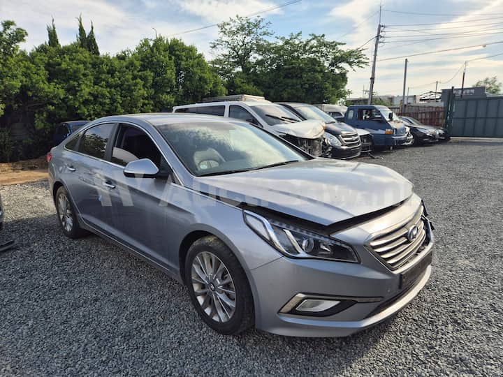 2016 Hyundai LF Sonata — VIN FHD17PD1BCCLF14