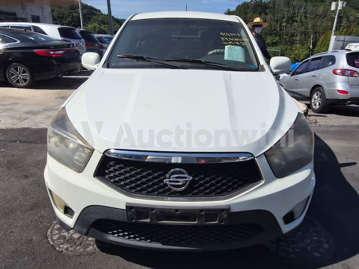 2014 KGM (Ssangyong) Korando Sports — VIN KPACE4AN1EP175561