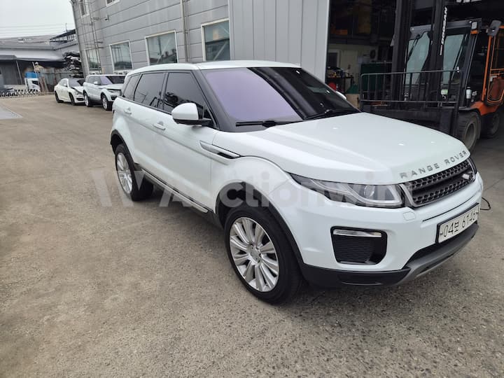 2018 Land Rover Range Rover Evoque — VIN SALVA2BN2JH307933