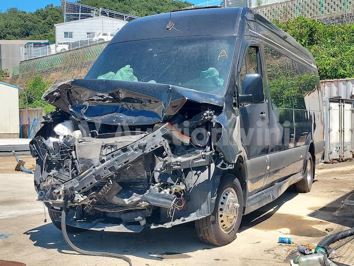 2019 Mercedes Benz SPRINTER — VIN WDB907657KP074930