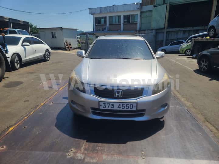 2009 Honda Accord — VIN JHMCP36709C201496