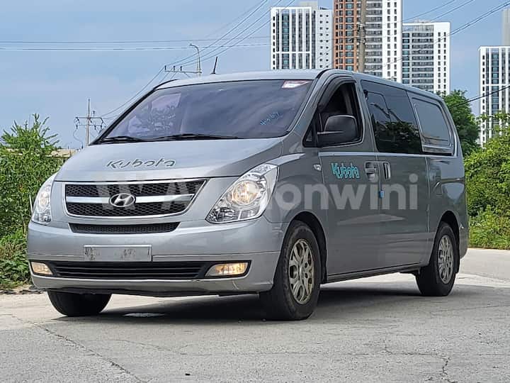 2016 Hyundai Grand Starex