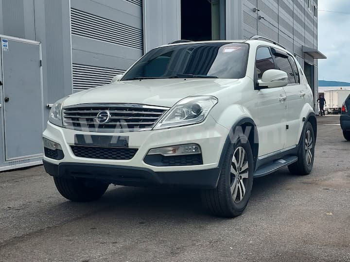 2014 KGM (Ssangyong) Rexton W — VIN KPBFA3AN1EP330937