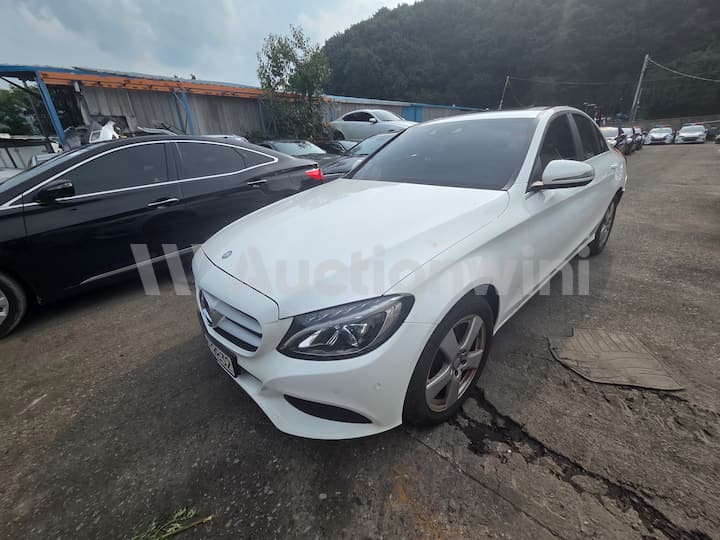 2017 Mercedes Benz C Class W205 — VIN WDDWF4CB0HF409420