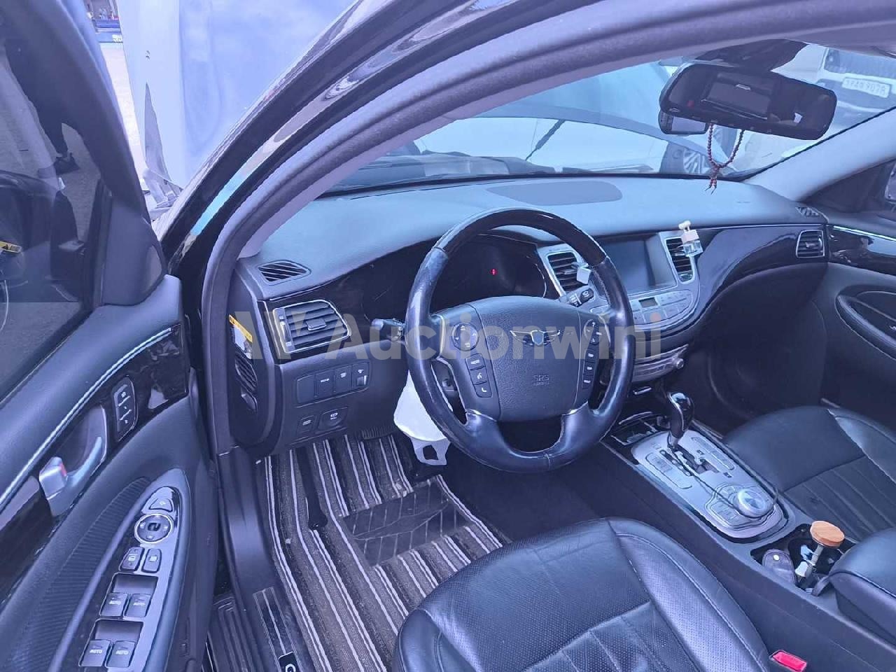 2014 Hyundai Genesis — VIN KMHGA41BBEU241644