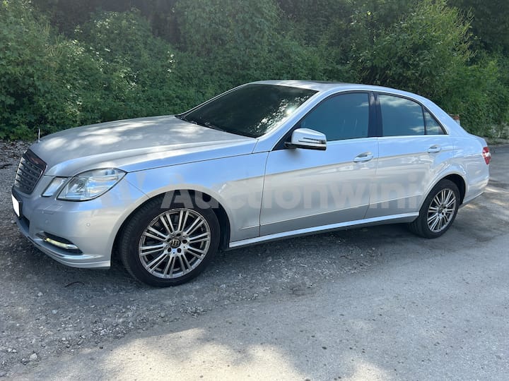 2011 Mercedes Benz E Class W212 — VIN WDDHF5EBXBA286161