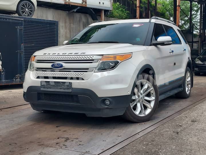 2014 Ford Explorer