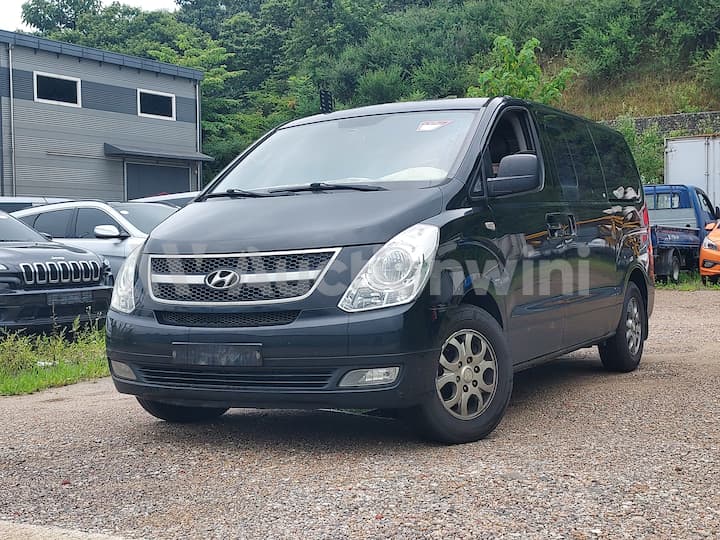 2012 Hyundai Grand Starex