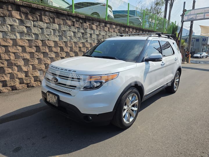 2013 Ford Explorer — VIN 1FM5K8F88DGA43232