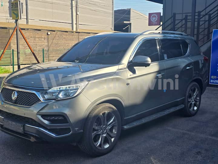 2018 KGM (Ssangyong) G4 Rexton — VIN KPBGA2AE1JP024145