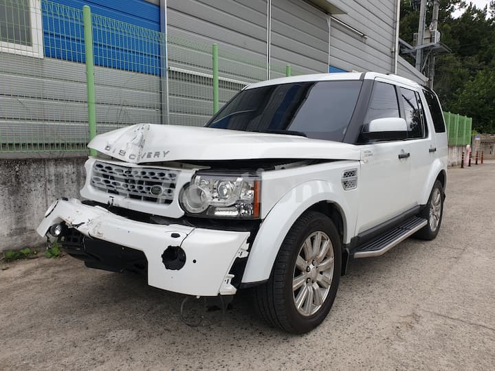 2013 Land Rover Discovery 4 — VIN SALLAAAG6DA696559