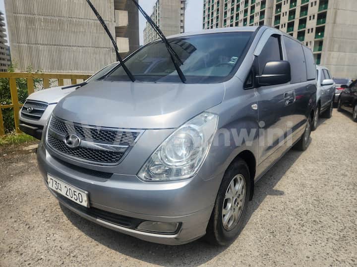 2012 Hyundai Grand Starex — VIN KMJWA37JBCU403616