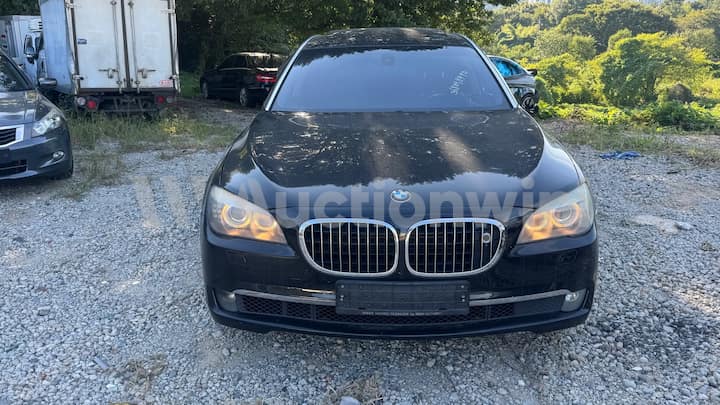 2010 BMW 7 Series (F01) — VIN WBAKB8101AC344210