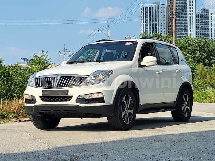 2017 KGM (Ssangyong) Rexton W