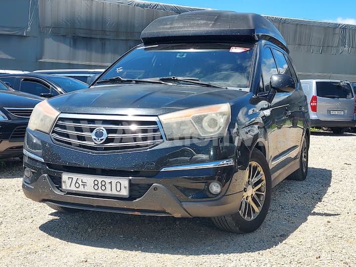2014 KGM (Ssangyong) Korando Turismo — VIN KPDKFDNN1EP082278