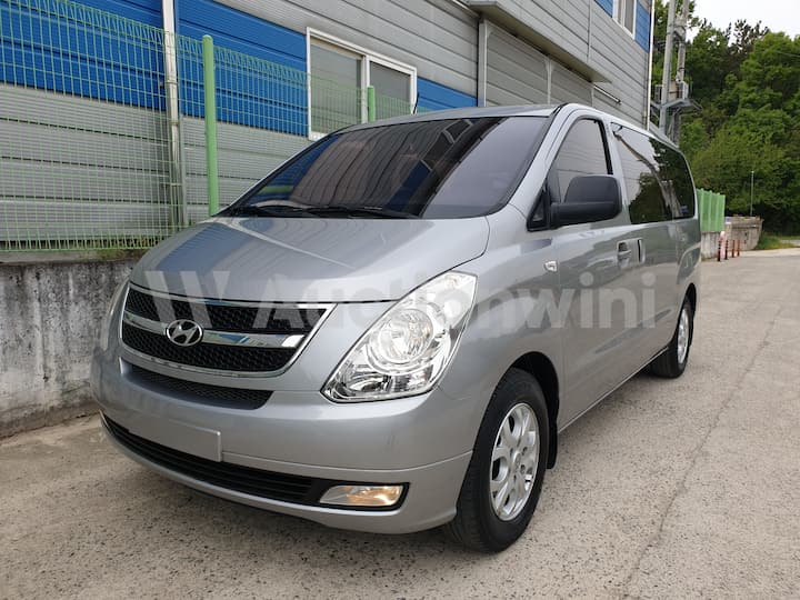 2013 Hyundai Grand Starex — VIN KMFWBX7KBDU552052
