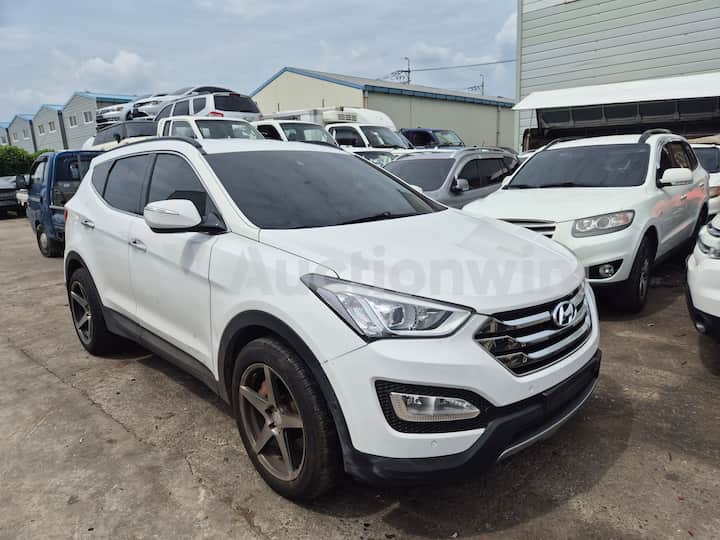 2014 Hyundai SantaFe — VIN KMHSW81UBEU212160
