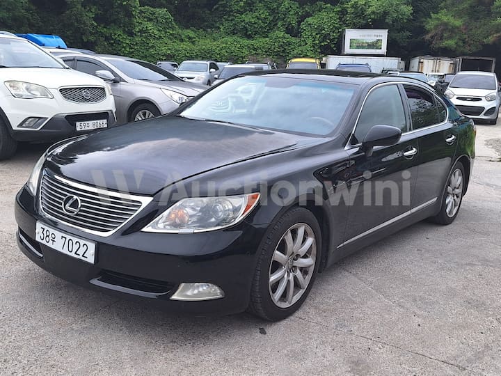 2007 Lexus LS460L