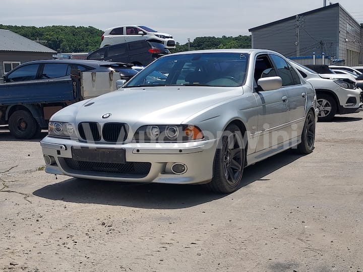 2002 BMW 5 Series