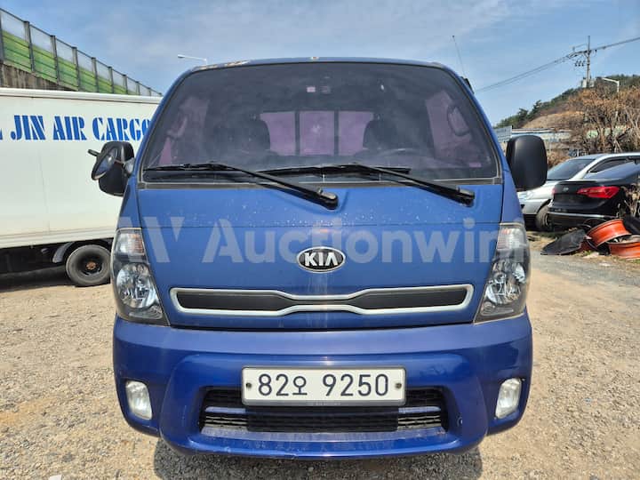 2015 Kia Bongo3 King Cab — VIN KNCSJZ76BGK042372