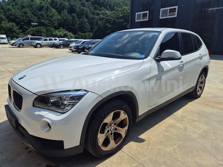 2013 BMW X1 (E84) — VIN WBAVP9102DVV33221