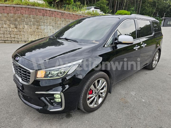 2020 Kia The New Carnival — VIN KNAME811BLS666424