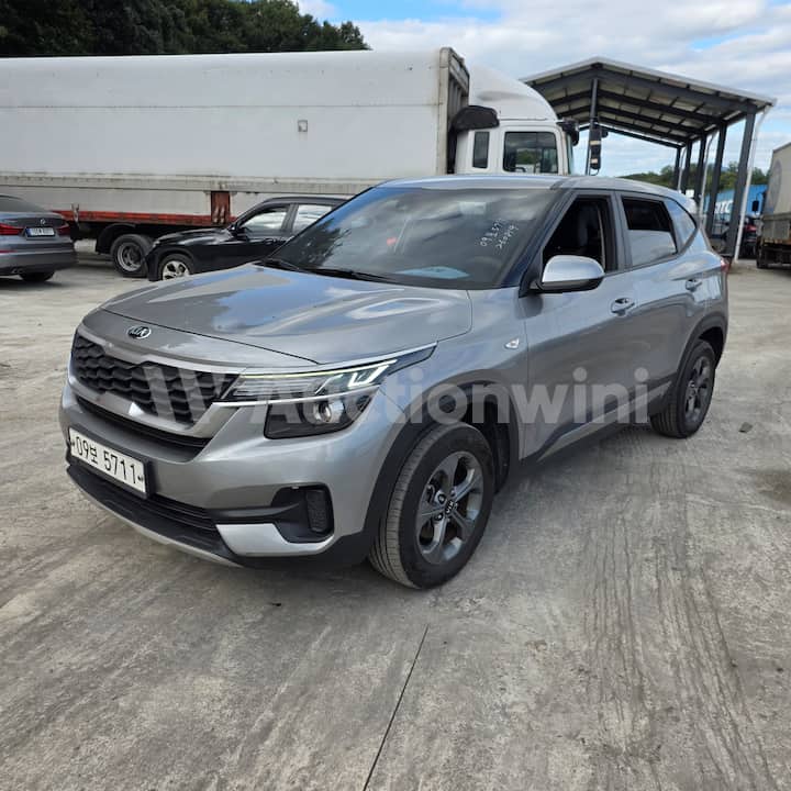 2020 Kia SELTOS — VIN KNAEN815GLK006965
