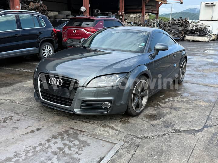 2012 Audi New TT — VIN TRUZZZ8J5C1010171
