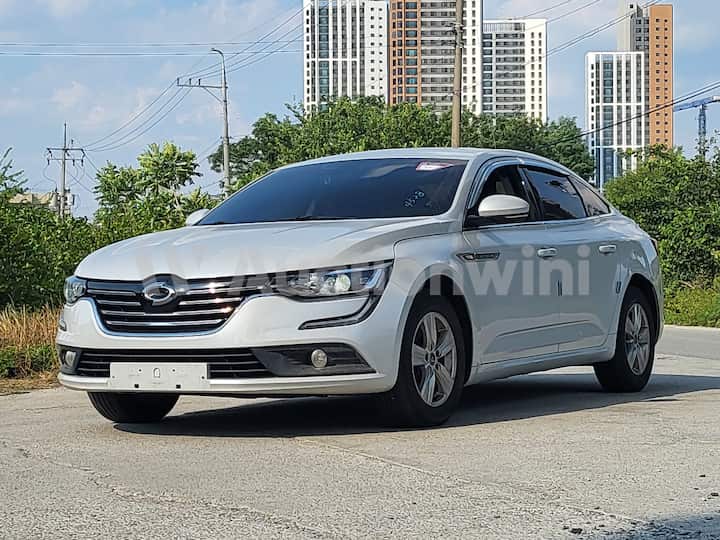 2016 Renault SM6