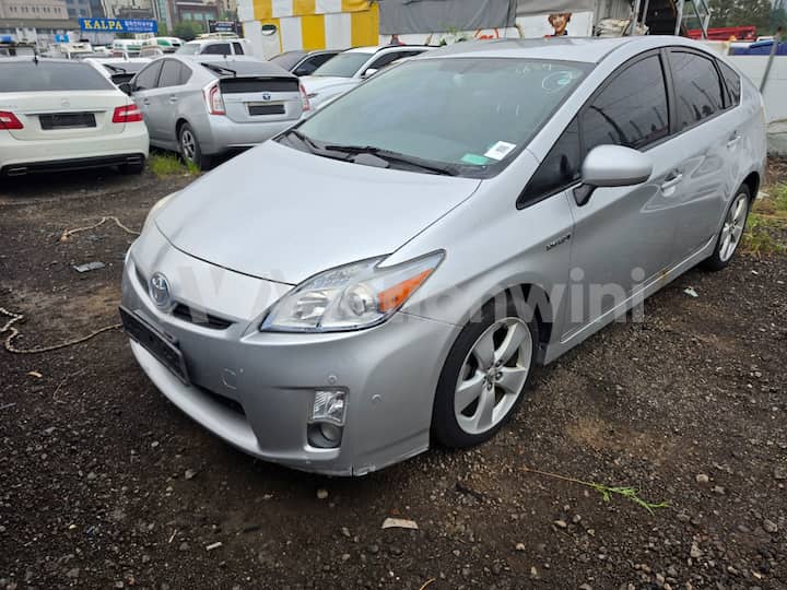 2011 Toyota Prius — VIN JTDKN3DU5B5320140