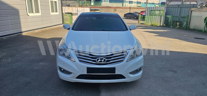 2011 Hyundai Grandeur HG — VIN KMHFF41CBBA052957