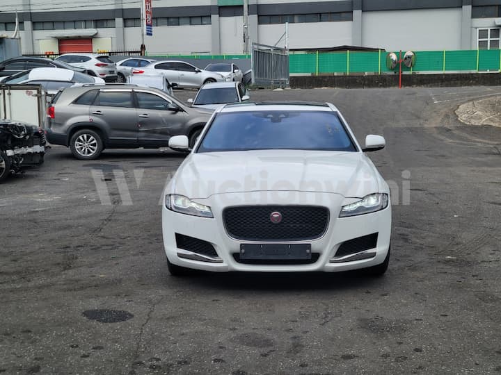 2018 Jaguar XF