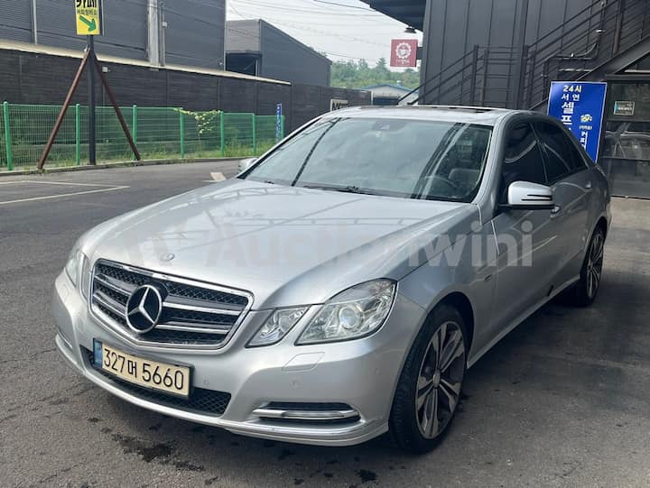 2011 Mercedes Benz E Class W212 — VIN WDDHF4JB9BA517342