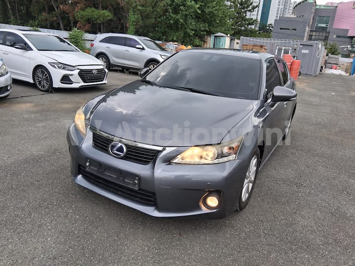 2012 Lexus CT200h — VIN JTHKD5BH8C2095833