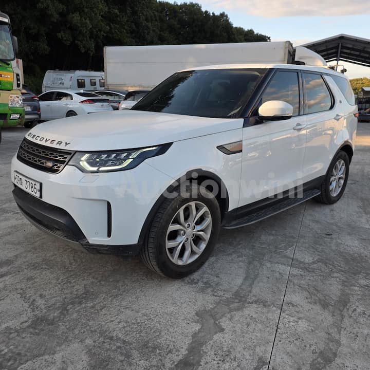 2018 Land Rover Discovery — VIN SALRA2BN6JA064072