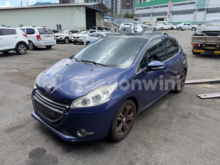 2015 Peugeot 208 — VIN VF3CC9HP8FT002738