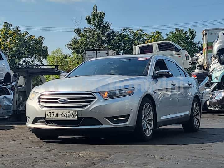 2014 Ford New Taurus — VIN 1FAHP2F97EG146304