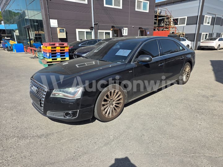 2012 Audi New A8 — VIN WAUZZZ4H3CN004209