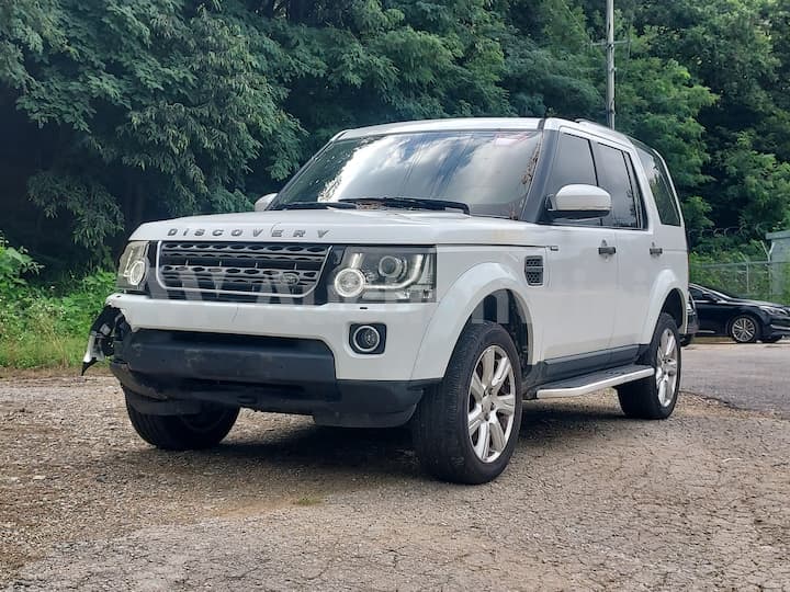 2016 Land Rover Discovery 4 — VIN SALLAAAG6GA795703